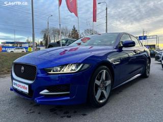 Jaguar XE 2.0T 147kW  Aut. R-Sport 1.Maj limuzína