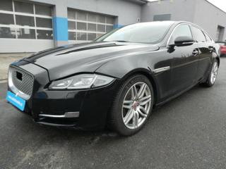 Jaguar XJ 3,0D 221kW PREMIUM LUXURY limuzína