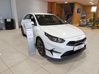 Kia Ceed 1.5 T-GDi SPIN hatchback