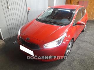 Kia Ceed 1.6 GDi, 1.maj, Serv.kniha hatchback