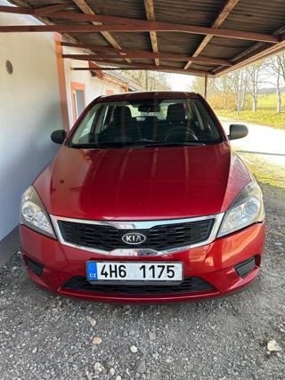 Kia Ceed 1,4 Active hatchback