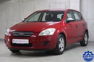 Kia Ceed 1.4i,CZ,manuál hatchback
