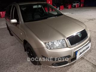 Kia Ceed 1.5i hatchback