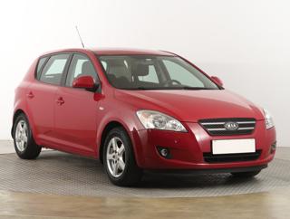 Kia Ceed 1.4 CVVT 80kW hatchback