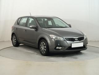 Kia Ceed 1.4 CVVT 80kW hatchback