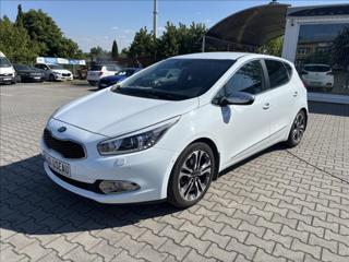 Kia Ceed 1,6 ČR,SERVIS hatchback