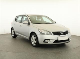 Kia Ceed 1.4 CVVT 80kW hatchback