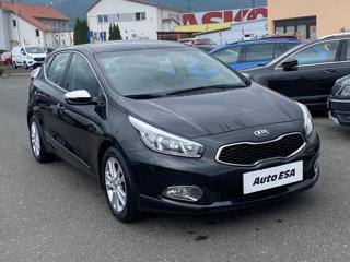 Kia Ceed 1.4CVVT hatchback