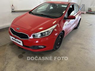 Kia Ceed 1.6GDi hatchback