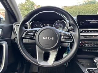 Kia Ceed 1,5 TGDi AT TOP ZÁRUKA CARPLAY hatchback - Foto 18