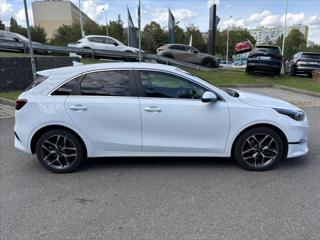 Kia Ceed 1,5 TGDi AT TOP ZÁRUKA CARPLAY hatchback - Foto 6