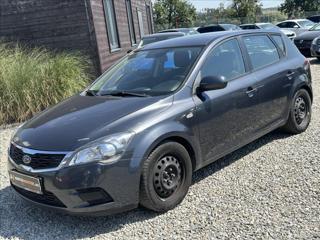 Kia Ceed 1,6 CRDi 85kW Exclusive hatchback