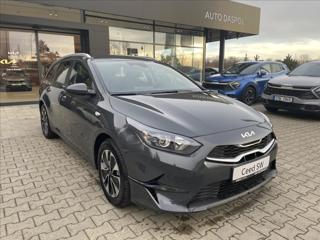 Kia Ceed 1,5 TOP  "ref. vůz"  SW Business kombi