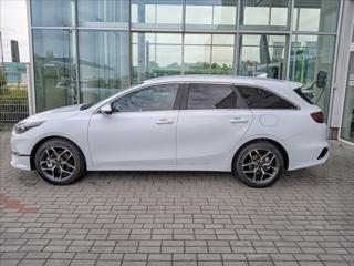 Kia Ceed 1,5 Ceed SW CD T-GDi GPF 7DCT TOP kombi - Foto 2