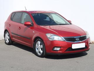 Kia Ceed 1.4 CVVT 77kW hatchback