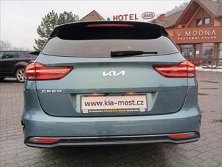 Kia Ceed SW 1.5 T-GDi 7DCT TOP + BUS kombi - Foto 4
