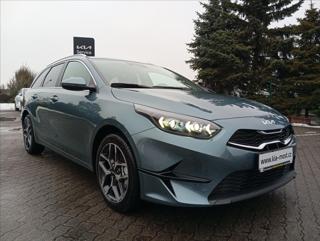 Kia Ceed SW 1.5 T-GDi 7DCT TOP + BUS kombi - Foto 9
