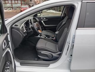 Kia Ceed SW 1.5 T-GDi 7DCT TOP+BUSINESS kombi - Foto 14