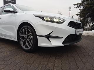 Kia Ceed SW 1.5 T-GDi 7DCT TOP+BUSINESS kombi - Foto 13