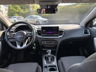 Kia Ceed 1,5 TGDi AT TOP ZÁRUKA ADAPTIV kombi - Foto 9