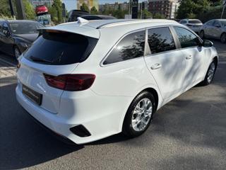 Kia Ceed 1,5 TGDi AT TOP ZÁRUKA ADAPTIV kombi - Foto 5