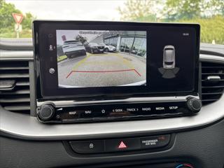 Kia Ceed 1,5 TGDi AT TOP ZÁRUKA ADAPTIV kombi - Foto 17