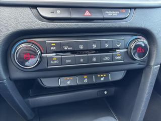 Kia Ceed 1,5 TGDi AT TOP ZÁRUKA ADAPTIV kombi - Foto 26