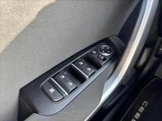 Kia Ceed 1,5 TGDi AT TOP ZÁRUKA ADAPTIV kombi - Foto 32