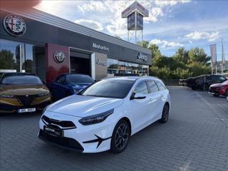 Kia Ceed 1,5 T-GDi 7DCT TOP + BUS kombi