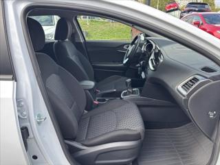 Kia Ceed 1,0 TGDi SPIN ZÁRUKA CARPLAY kombi - Foto 15