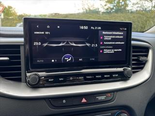 Kia Ceed 1,5 TGDi 118kW TOP ZÁRUKA NAVI kombi - Foto 23