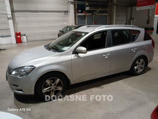 Kia Ceed 1.6 CRDI, ČR kombi
