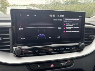 Kia Ceed 1,5 TGDi TOP ZÁRUKA CARPLAY kombi - Foto 25