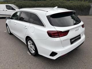 Kia Ceed 1,5 TGDi TOP ZÁRUKA CARPLAY kombi - Foto 3