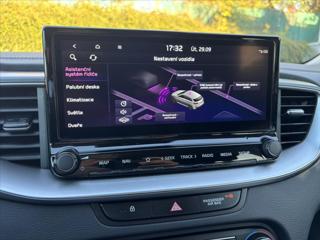 Kia Ceed 1,5 TGDi TOP ZÁRUKA NAVI KAMERA kombi - Foto 21