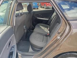 Kia Ceed SW 1.6 CRDi Comfort Plus kombi - Foto 14