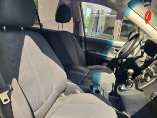 Kia Carens 2.0-7míst-NÍZKÁ SPOTŘEBA 6,5l MPV - Foto 6