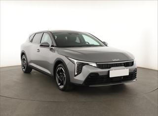 Kia K4 1.6 T-GDI 110kW hatchback