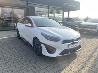 Kia ProCeed 1,5 7DCT GT LINE PLUS (2025) hatchback