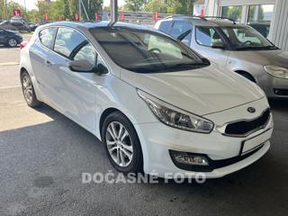 Kia ProCeed 1.6 GDi, 1.maj, Serv.kniha hatchback