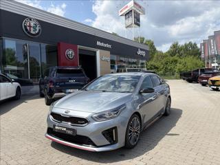 Kia ProCeed 1,6 T-GDI 7DCT GT hatchback