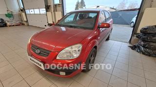 Kia Rio 1.4 hatchback