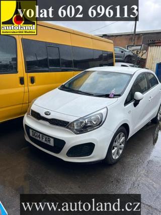 Kia Rio 2012, 1349 ccm, 86 kW, nafta hatchback