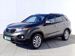 Kia Sorento 2,2 CRDI 4WD 7míst Tažné 1m ČR SUV