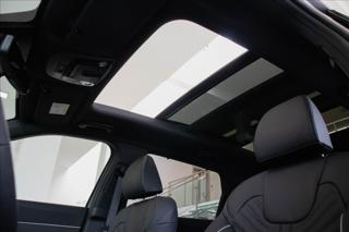Kia Sorento Sorento 7P MQ4 2,2 CRDi SCR 4x4 8DCT TOP (202 SUV