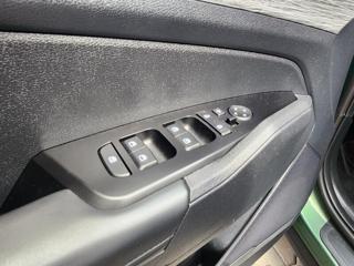 Kia Sportage 1.6-PHEV-1.MAJITEL-V ZÁRUCE SUV - Foto 8
