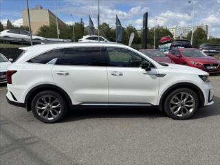Kia Sorento 2,2 D 4x4 AT TOP ZÁRUKA 7MÍST SUV - Foto 6