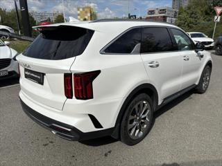 Kia Sorento 2,2 D 4x4 AT TOP ZÁRUKA 7MÍST SUV - Foto 5