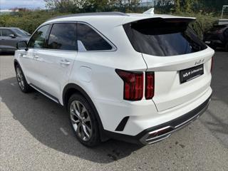 Kia Sorento 2,2 D 4x4 AT TOP ZÁRUKA 7MÍST SUV - Foto 3