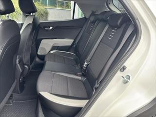 Kia Stonic 1,0 TGDi 73kW TOP ZÁRUKA NAVI SUV - Foto 12